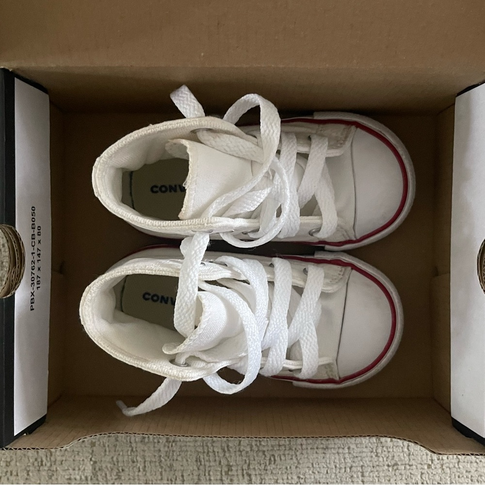 Toddler converse size 5c